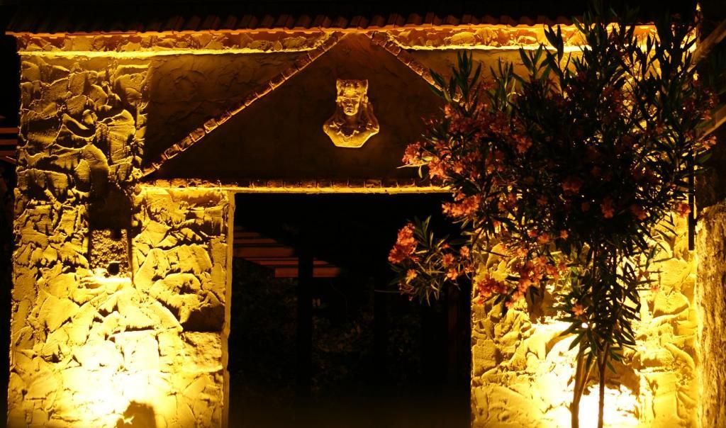 Onur Motel Faralya Buitenkant foto
